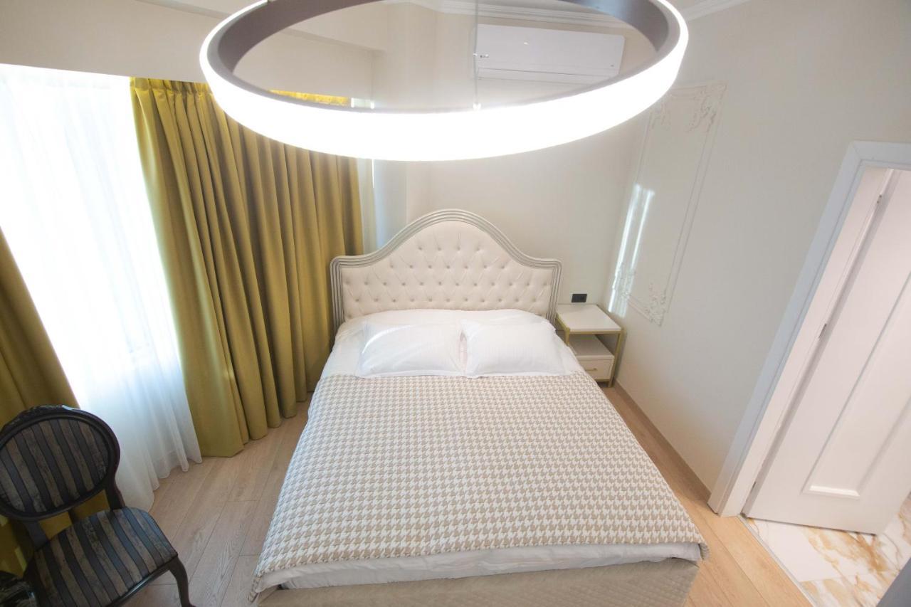 קורצ'ה Sky View Hotel מראה חיצוני תמונה