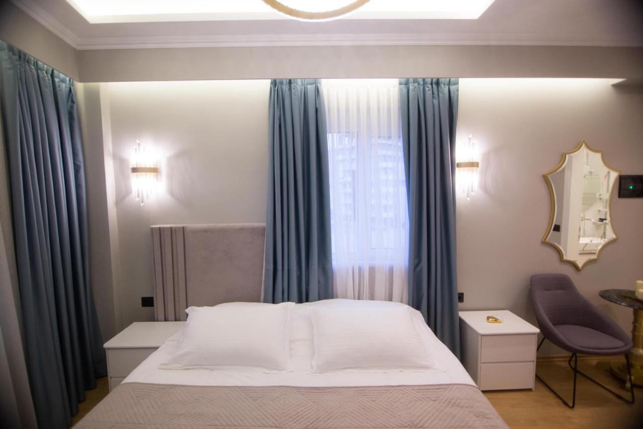 קורצ'ה Sky View Hotel מראה חיצוני תמונה